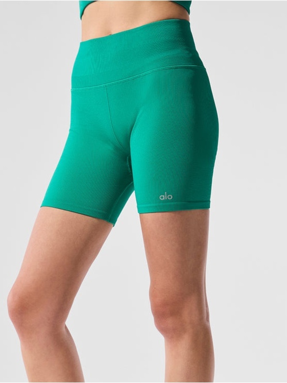 ALO | S | Seamless Ribbed Favorite Short Spruce Green